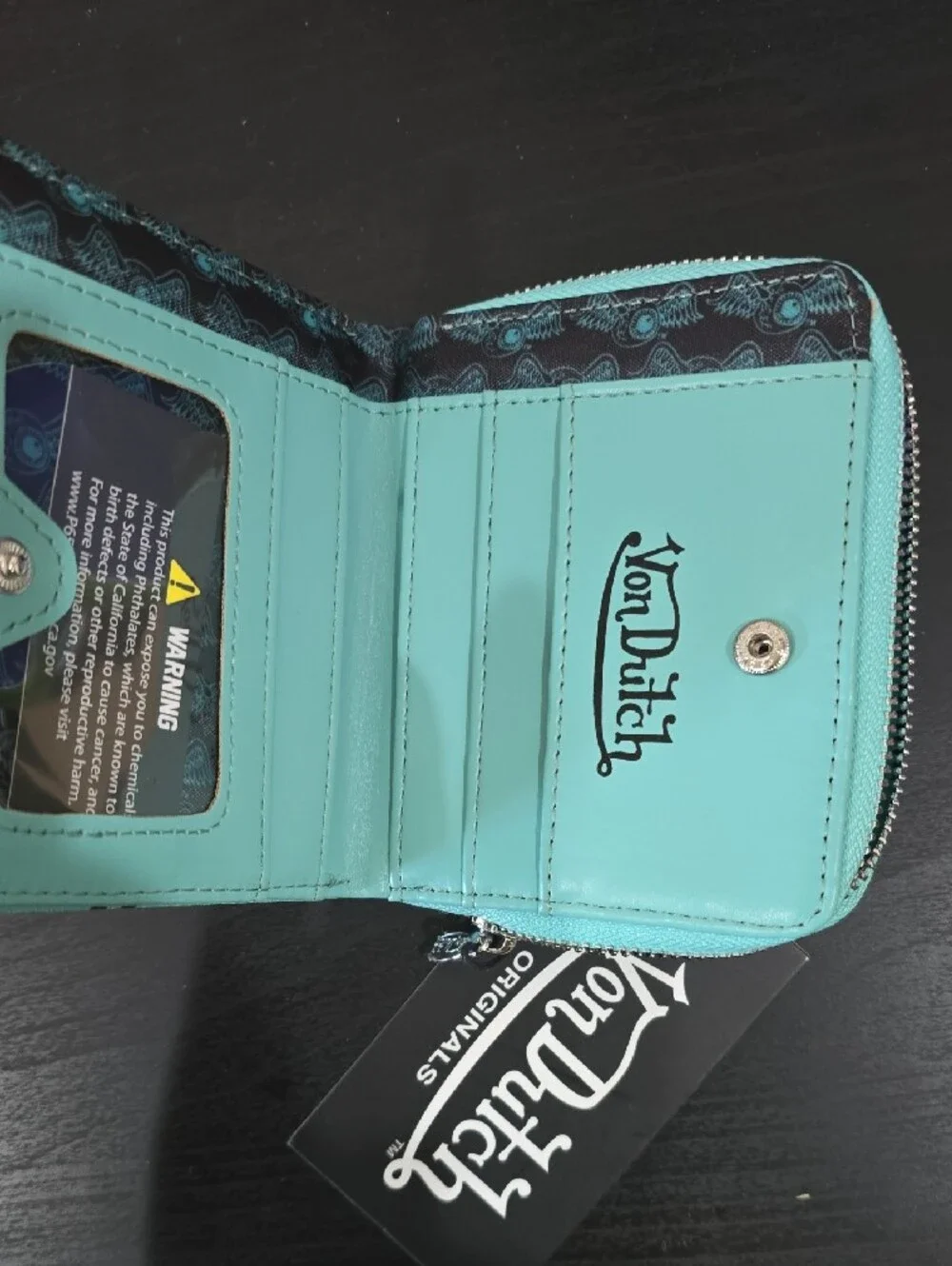 Von Dutch compact von